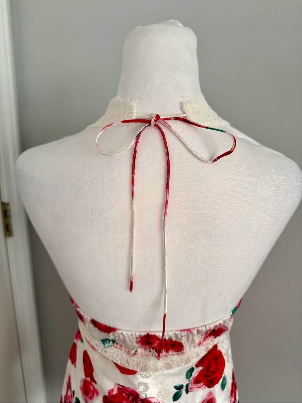 NWT (S) For Love & Lemons Carol Halter Slip Dress - Cottage Rose Satin - Picture 8 of 11